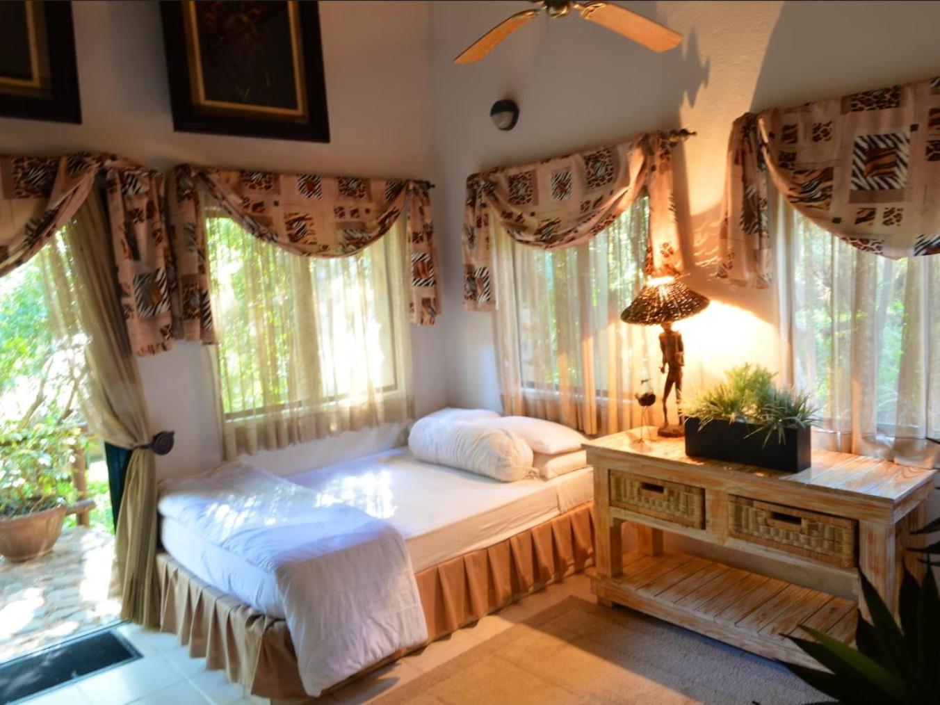 Paradise River Lodge โฮดสปรูท ภายนอก รูปภาพ